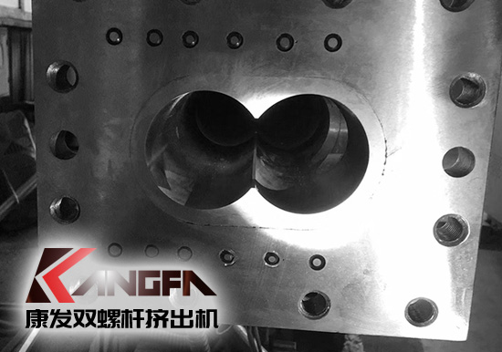康發(fā)雙螺桿擠出機2020采用新一代機筒，現(xiàn)已全面投產(chǎn)使用