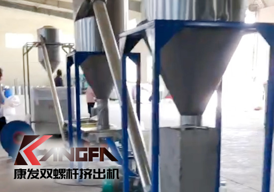提升公司服務(wù)形象及品質(zhì)，不斷改善產(chǎn)品和服務(wù)質(zhì)量，促進(jìn)雙方保持長期合作關(guān)系！康發(fā)雙螺桿擠出機(jī)新疆烏魯木齊某客戶服務(wù)回訪！
