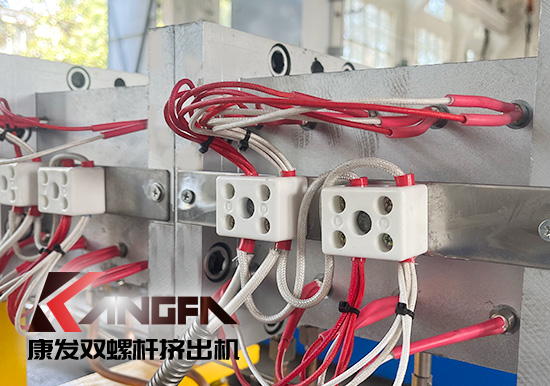 康發(fā)橡塑——雙螺桿擠出機(jī)源頭廠家 公司主營(yíng)JSH-K系列、JSH雙螺桿系列、JSH雙階系列成套設(shè)備